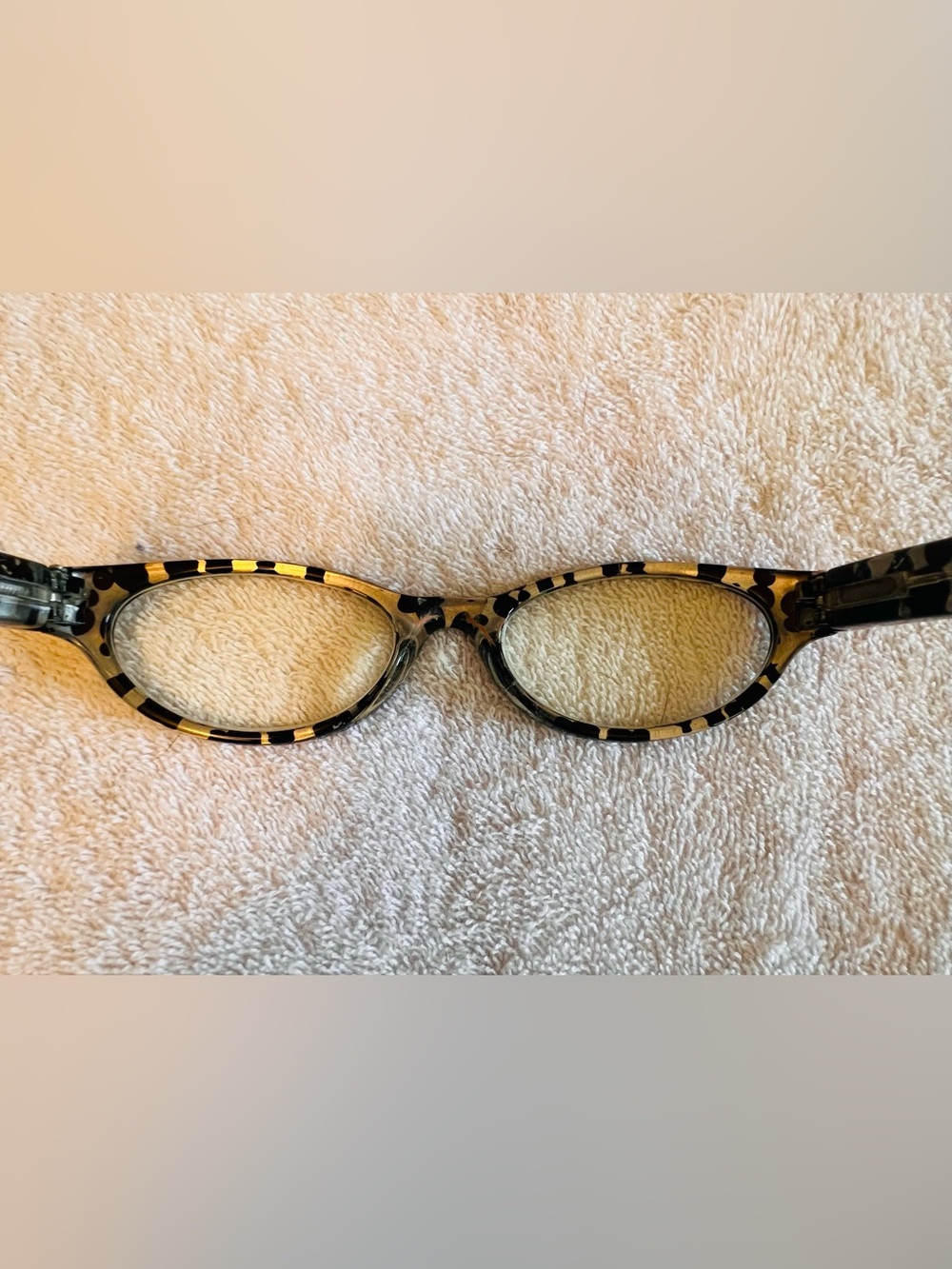 Disney Black Frame Reading Glasses with Gold Tortoiseshell Temples - Picture 3 of 7